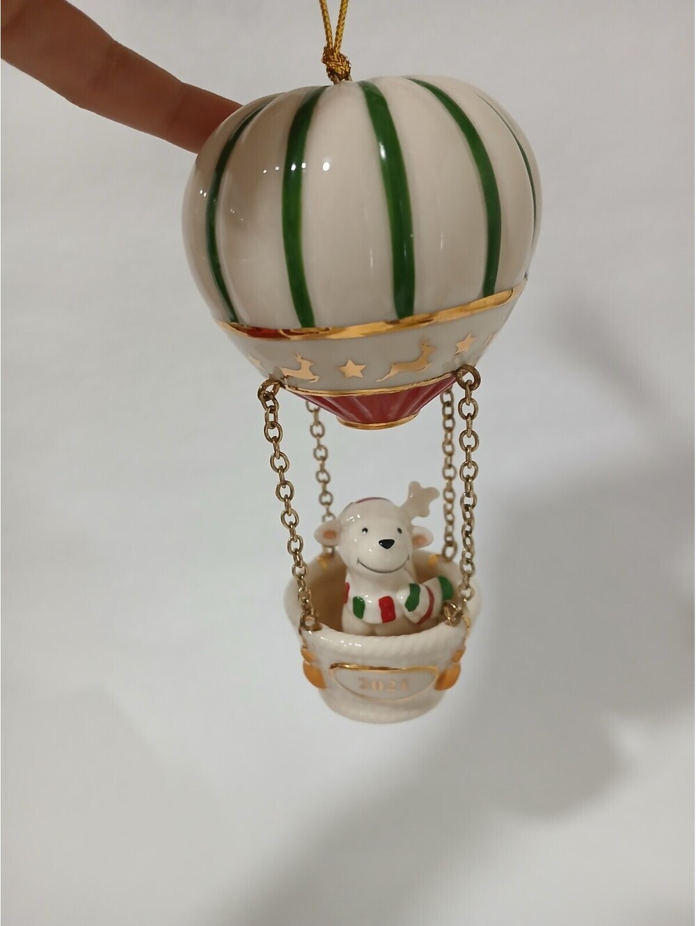 2020 Lenox reindeer HOT AIR BALLOON Ornament Porcelain